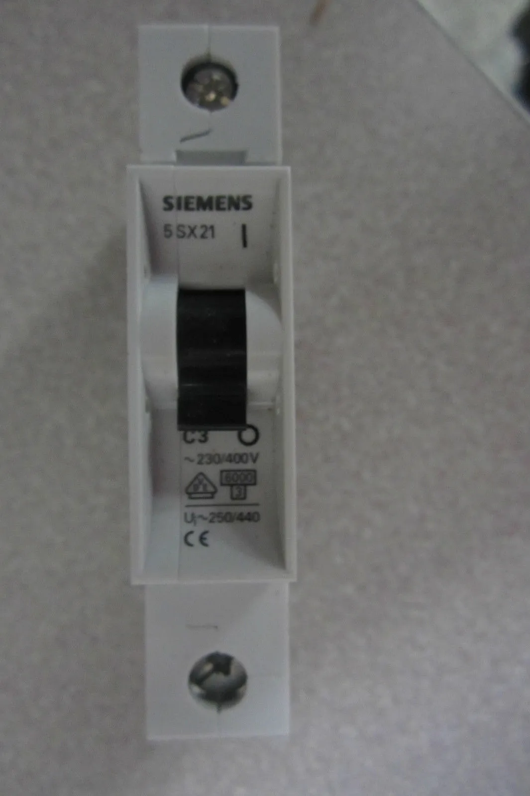 NEW SIEMENS 5SX21 C3 CIRCUIT BREAKER 5SX21C3