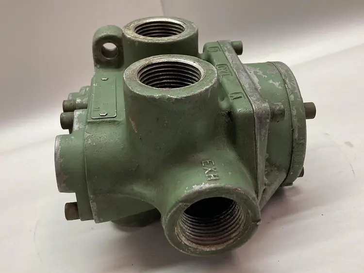 Used PARKER 2676A60111171 Pump & Valve Parts Ohio US | Surplus Asset Holdings #1246710