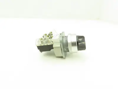 Allen Bradley 800T-H2A1 Selector Switch 2 Position Maintained 30mm