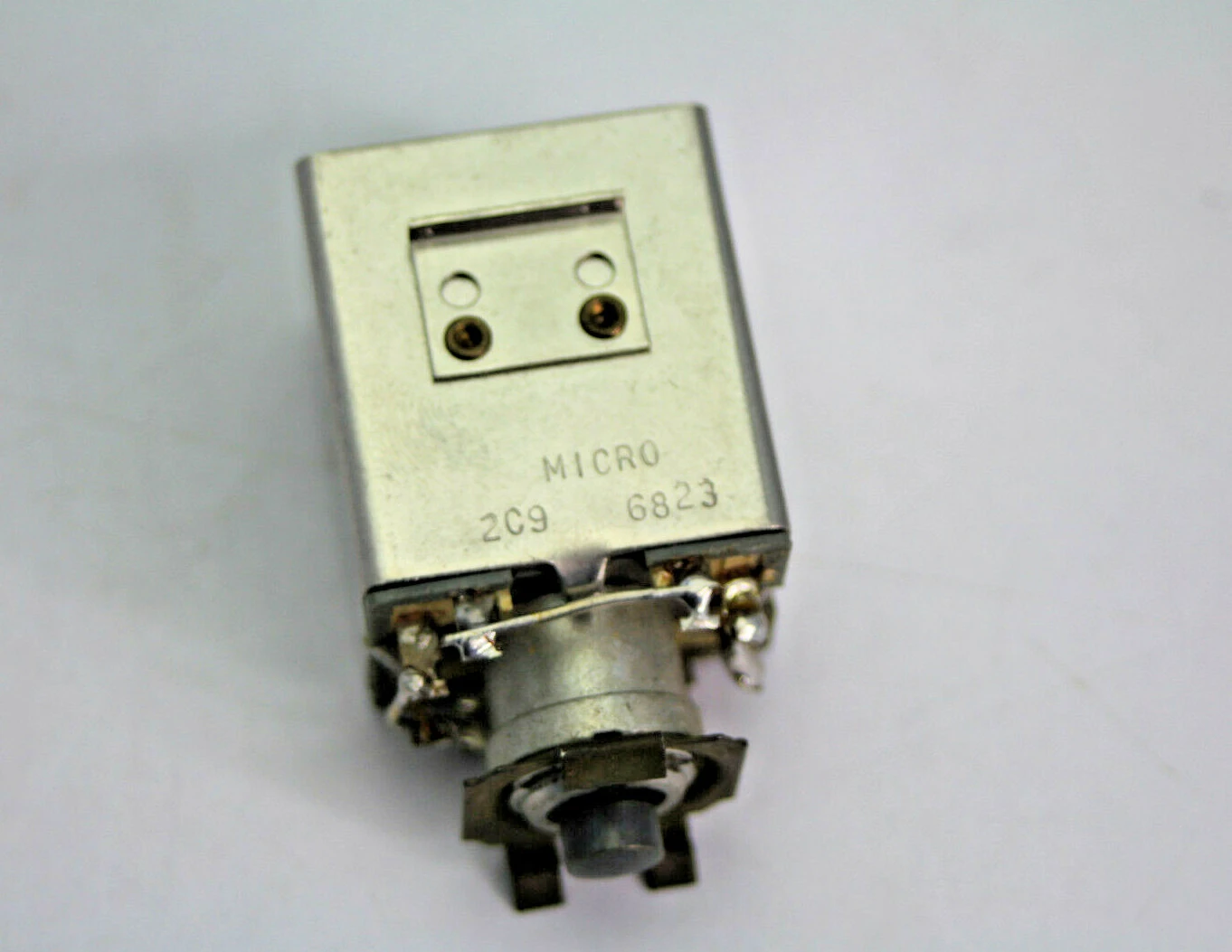 Used Honeywell 2C9 Relays & Switches California US | Davliegogo LLC #1706204