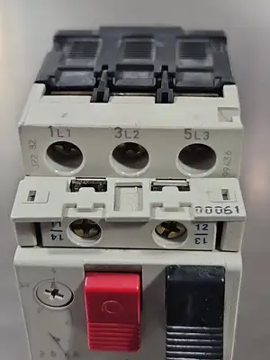 Telemecanique GV2-M08 Motor Circuit Breaker loc4D11