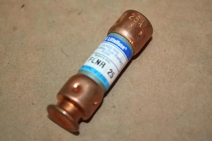 Used LITTELFUSE FLNR-25 Fuses Michigan US | Ideal Machinery #586711