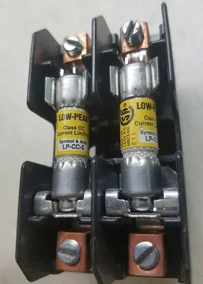 Used BUSS _UNKNOWN_ Fuse Accessories Michigan US | ND Industrial Surplus #1226819
