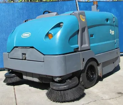 USED TENNANT TENNANT S30