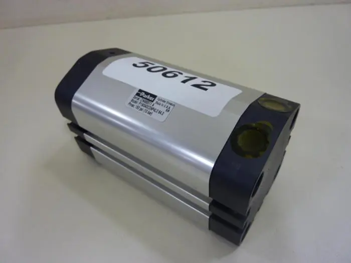 Used PARKER P1M040CDNP4L0 64.0 Cylinders Michigan US | Ideal Machinery #699773