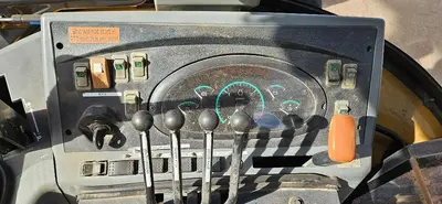 Used 2005 NEW HOLLAND LV80 Tractor Loaders Utah US | CSS Equipment Sales #1347394