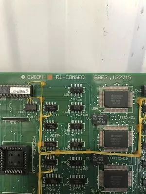 Hitachi CW004-R1 COMSEQ 68E2.122715 Computer Card