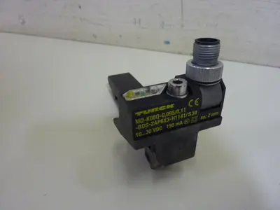 USED TURCK ELEKTRONIK NI2-K08Q-0,095/0,11-BDS-2AP6X3-H1141/S34