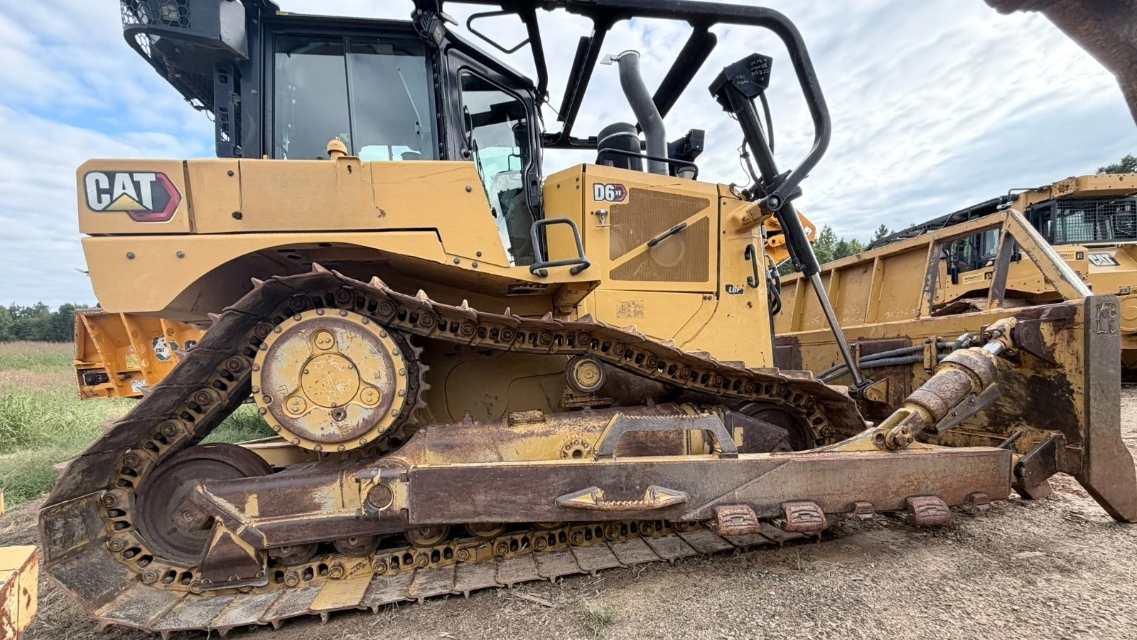 Used 2021 Caterpillar D6 XE LGP Bulldozers Virginia US | Rubbl #1494833