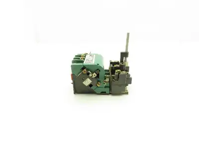 Furnas 14DF32AX9 NEMA Size 1 Motor Starter 30A 575VAC 10Hp
