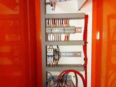 800A Motor Control Center MCC, 575V, 800A Bus, Form 4A, IP42 Enclosure