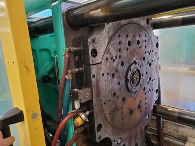 USED 2004 ARBURG 570C 2000 - 350-150