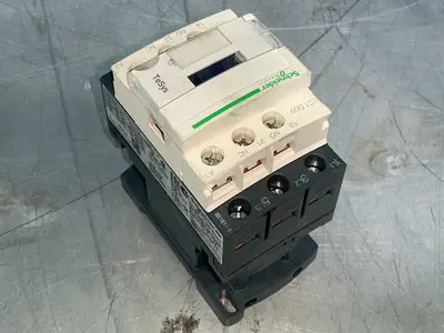 Used SCHNEIDER ELECTRIC LC1D09G7 PLC Contactors Ohio US | HGR 24 #1518471