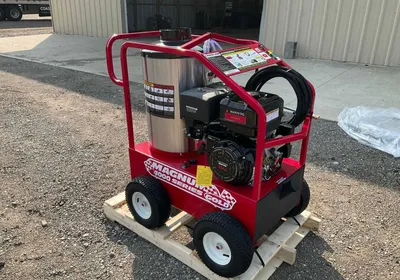 USED MAGNUM 4000 SERIES GOLD