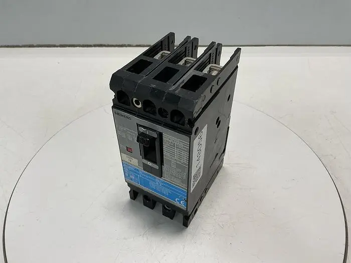 Used SIEMENS ED63B050 Circuit Breakers Michigan US | Ideal Machinery #695142