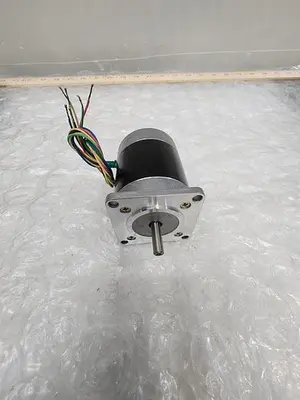 VEXTA STEPPING MOTOR PH268L-22B