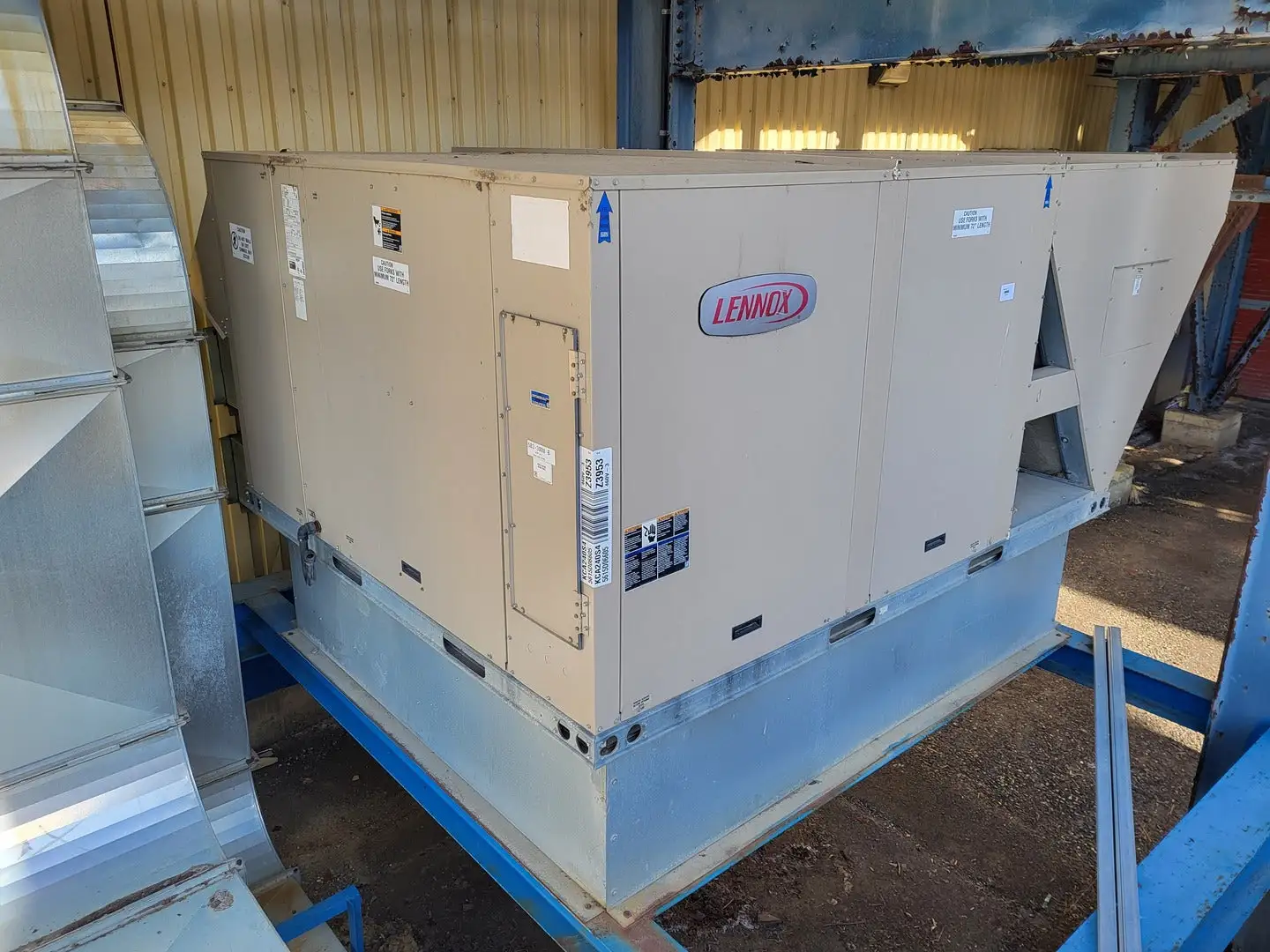 Used 2015 LENNOX KCA240S4BN2G HVAC Parts and Equipment British Columbia CA | Lenmark #242824