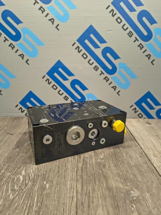 Used BUCHER HYDRAULICS INC. 141650006/A Valves/Fittings South Carolina US | ESS Industrial Equipment Sales #1295268