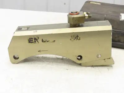 Enerpac HXD-240 Hydraulic Torque Wrench 3-1/8" to 5" Hex Drive 17850 Ft-Lbs