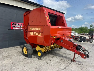 NEW HOLLAND 688 Roll Baler | County Equipment Company LLC (1)
