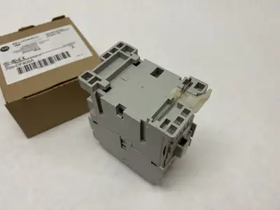 USED ALLEN-BRADLEY SER. A CONTROL RELAY 4 NO CONTACTS