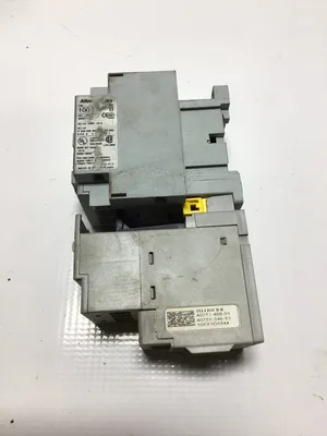 Allen-Bradley 100-C09*10/193-ED1CB Motor Starter 8kV 3PH 32A (Lot of 3)
