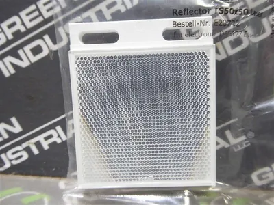 efector 200 E21001 System component Reflector and Mounting Kit New