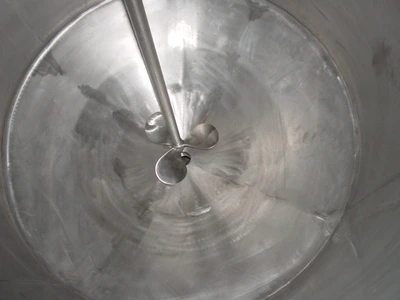 1800 L S/S Enclosed Tank