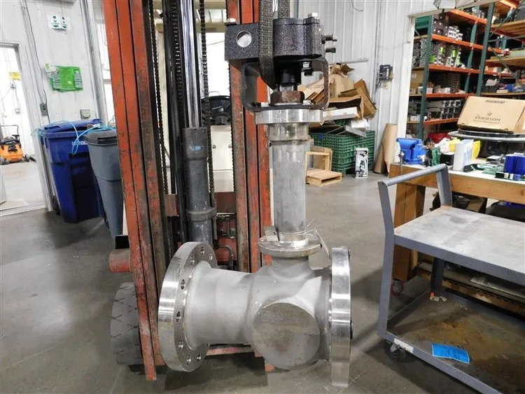 Used CAMERON MEASUREMENT SYSTEMS DT12 Valves/Fittings | Green Industrial #674735