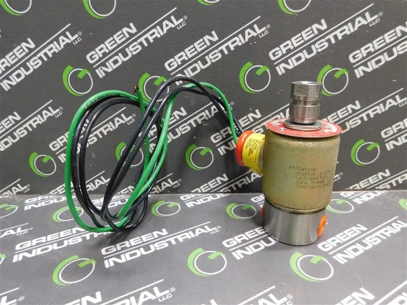 Versa ESM 3201 3322E 3-Way Solenoid Valve Used