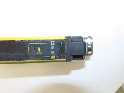 Schmersal SLC440-ER-1450-14-01 Safety Light Curtain Transmitter & Receiver Set