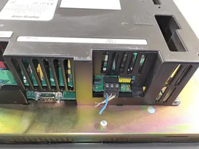 USED ALLEN-BRADLEY 2711-K10C8L1