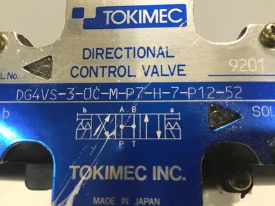 USED TOKIMEC DG4VS-3-0C-M-P7-H-7-P12-52