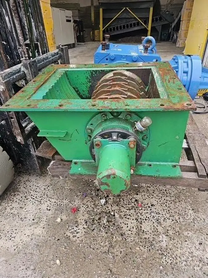 USED HELMICK LHYJMS8-4F195Y-Y1-305