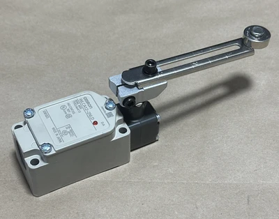 NEW Omron WLCA12-2NLD