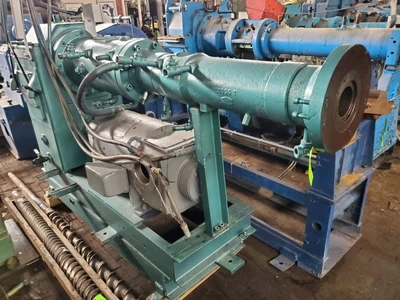 Monsanto Troester 90mm Cold Feed Rubber Extruder