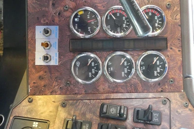 Used 2000 INTERNATIONAL 9400I Conventional trucks Florida US | Proxy Equipment #1384933