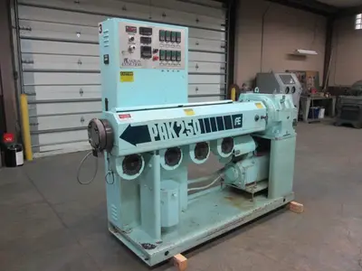 2.5″ PAK 250 – 24:1 Akron Extruder