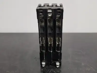 USED SQUARE D QI3100