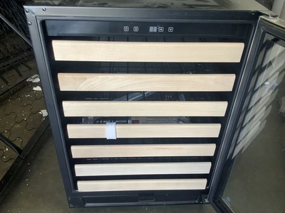 Used ELEMENT EL-54SDTH Bottle Coolers Michigan US | Miedema Asset Management Group #1312878