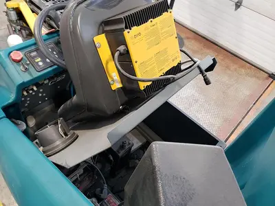 USED TENNANT T15