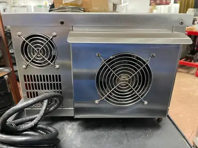 Used Hatco Used Hatco Thermo Food Finisher Warmer Melter Toaster TF-2010 220V Salamanders & Cheese Melters Illinois US | Falcon Restaurant Supply #1376192