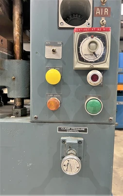 USED WABASH WABASH 30-15-4TMB PRESS