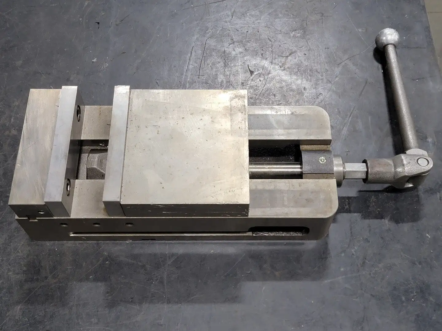 Precision Machine Vise w/ Jaws and Handle
