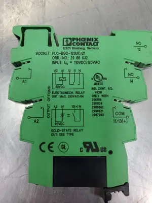 USED Phoenix Contact PLC-BSC-120UC/21 Relay Socket w/YK/1105-09 Relay