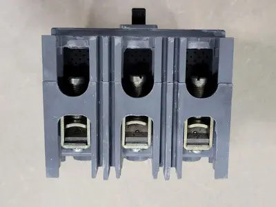 Used WESTINGHOUSE HFB3100 Switchgears British Columbia CA | Lenmark #294528