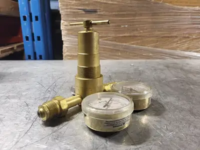 Heavy-Duty/High-Capacity Gas Regulator SR4G-680