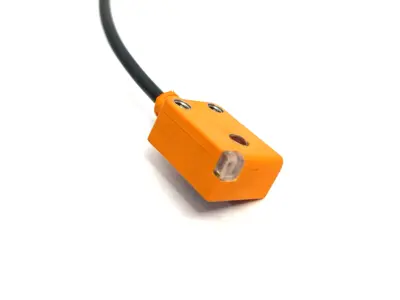 USED IFM THROUGH-BEAM SENSOR TRANSMITTER, RED LIGHT, O7S200