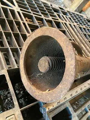 Used SIMPLEX 1-1/2" X 10" SCREW JACK FOR LEVELING CABLE TOOL Construction Equipment Parts Pennsylvania US | East West Machinery & Drilling #1417546