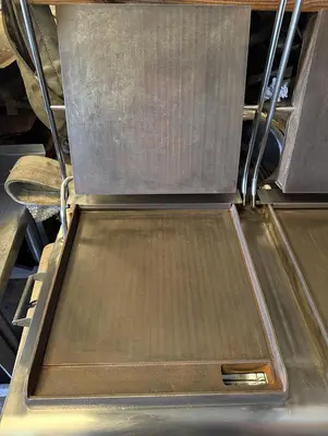 Used GLOBE KSGDUE14D Sandwich Machines Florida US | BAM Discount Restaurant Equipment #1230761